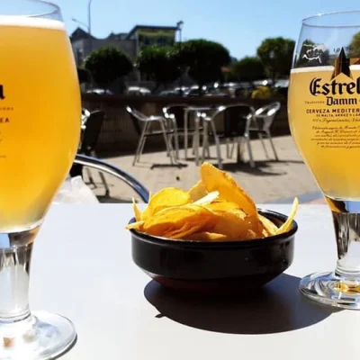Inicio 20 cafeteria_balssack_cerveza_estrella_damm_piedras_blancas