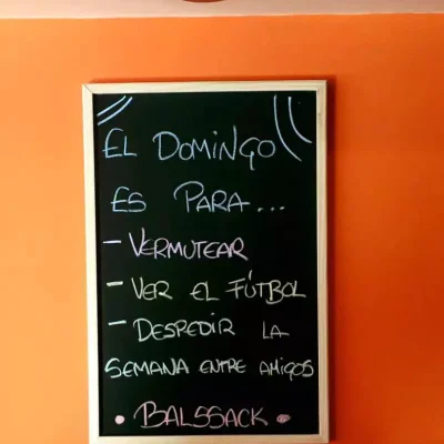 Inicio 45 cafeteria_balssack_vermut_futbol_y_amigos_piedras_blancas